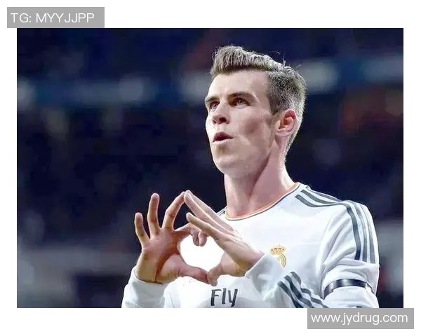 足球明星为女友精心挑选的礼物大揭秘，送出浪漫与珍贵的心意